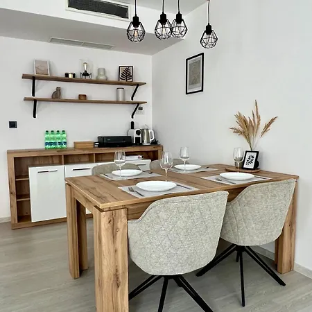 Skau Piano Family & Business Apartment Free Parking Bratislava Exterior photo