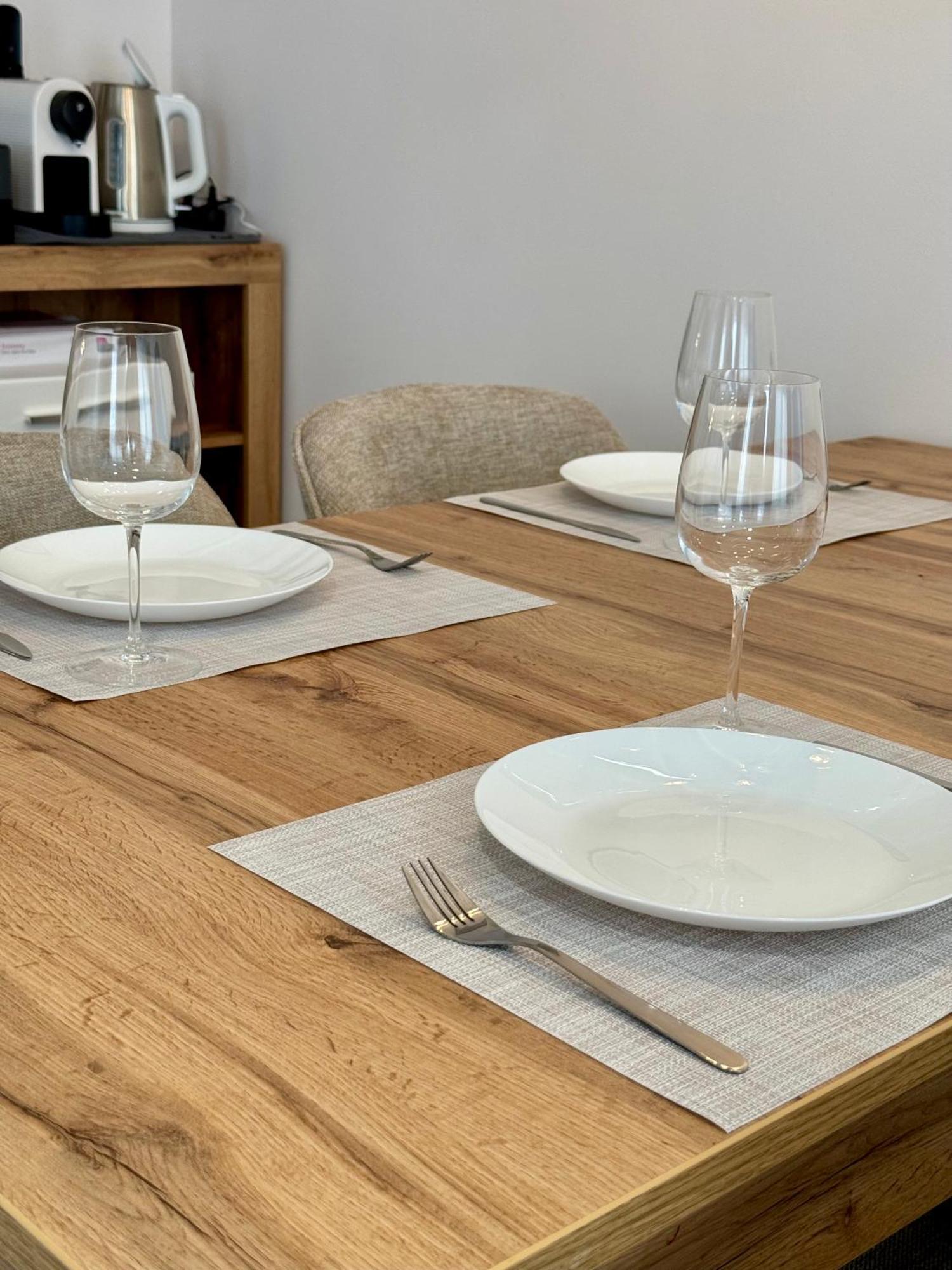 Skau Piano Family & Business Free Parking Apartment Bratislava