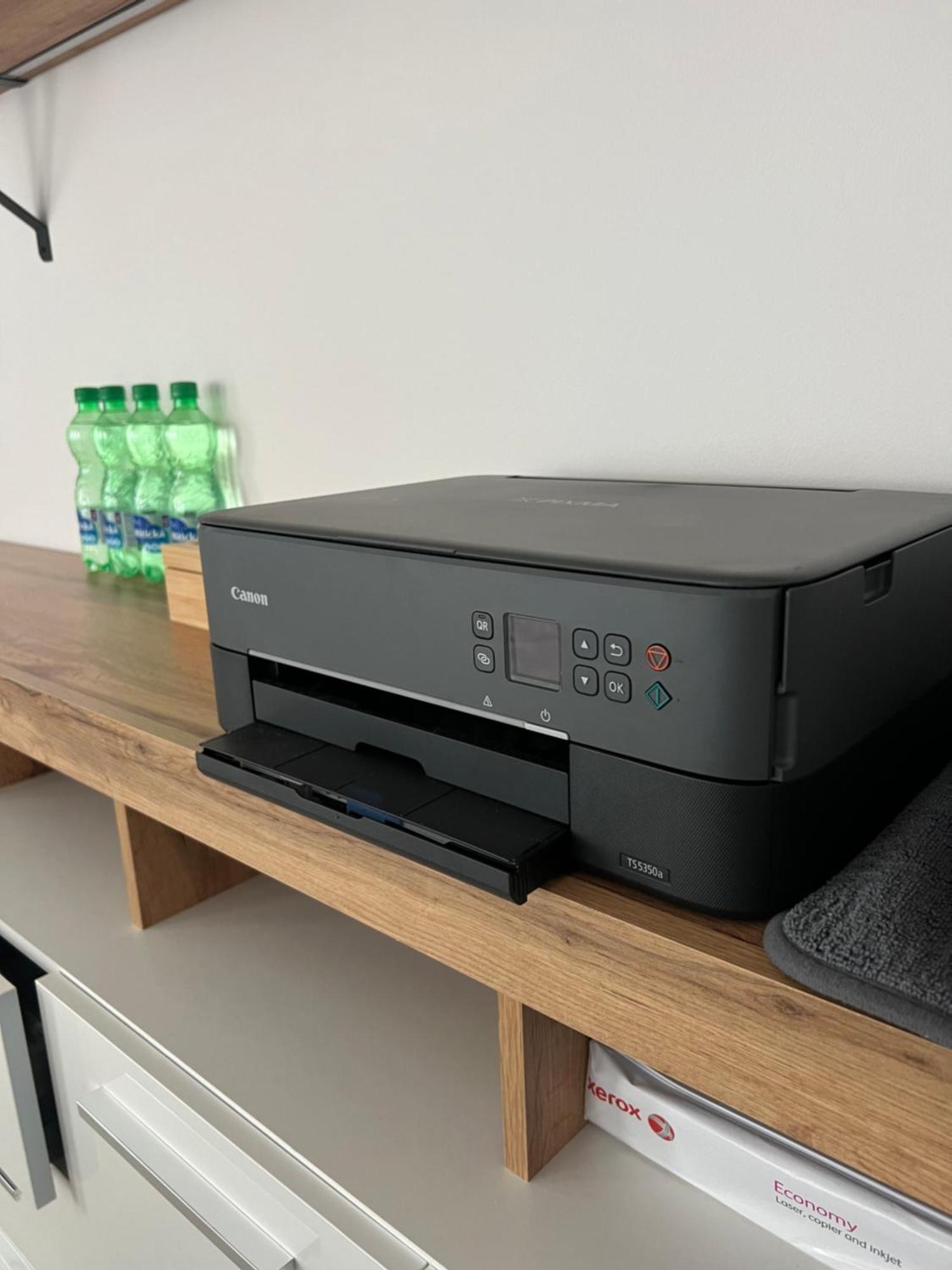 Skau Piano Family & Business Free Parking Apartment