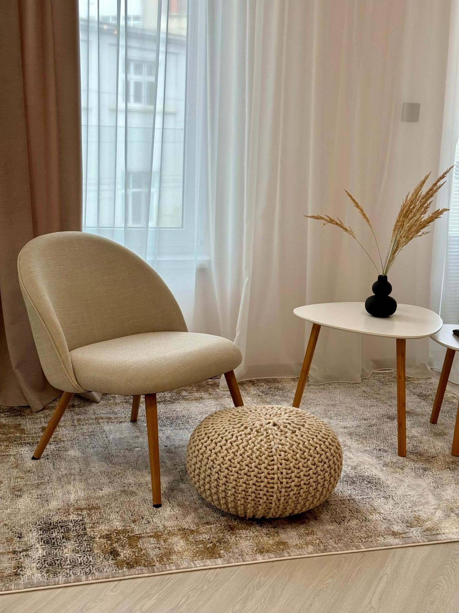 Skau Piano Family & Business Free Parking Apartment Bratislava
